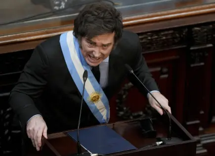 Sindicatos de Argentina marchan en forma anticipada por el Día del Trabajador y en homenaje al papa