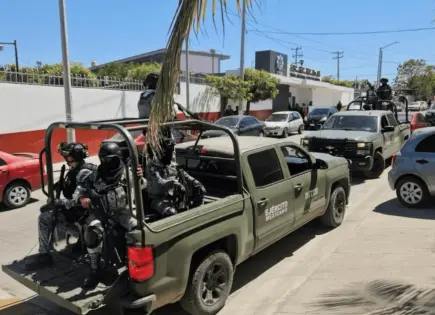 Envían mil 800 elementos del Ejército a Culiacán para reforzar seguridad