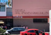 Maestro, acusado de abuso Maestro, acusado de abuso