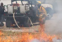 Humo de incendios afecta a habitantes de Ciudad Satélite