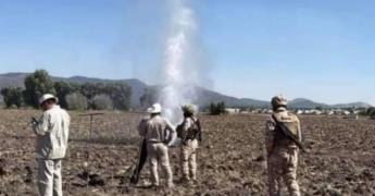 Activan protocolos por fuga de combustible en carretera de Hidalgo