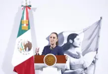 Sheinbaum acusa campaña digital contra su gobierno y AMLO