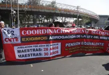 Maestros se suman a paro nacional contra Ley del ISSSTE