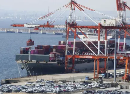 Pese a Trump, México logra superávit comercial de más de mil mdd