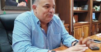 Sostiene alcalde reunión con la CNA