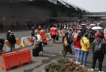 CNTE paraliza la CDMX con bloqueo de vialidades y aeropuerto