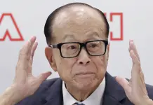 El acuerdo por puertos paname&ntilde;os deja en una situaci&oacute;n dif&iacute;cil al hombre m&aacute;s rico de Hong Kong
