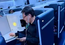 Fern&aacute;ndez Noro&ntilde;a defiende su viaje a Francia