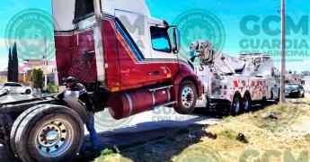 En El Zapote, aparece un tráiler hurtado 