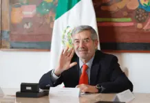 SRE refuerza apoyo a connacionales en EE.UU.