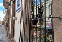 Se disparan robos a comercios en la capital
