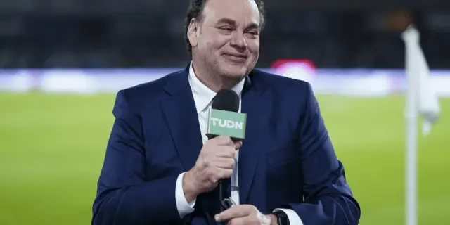 David Faitelson sugiere naturalizar a Álvaro Fidalgo para la Selección Mexicana