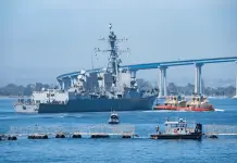 El USS Spruance se despliega para reforzar la seguridad en la frontera sur de EE. UU.