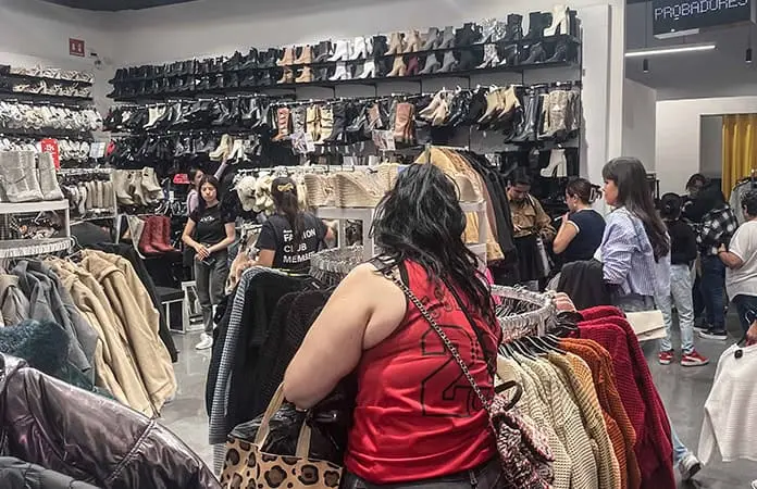 Aumentan las ventas al menudeo en agosto y ligan 4 meses al alza