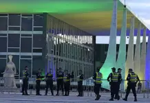 Juicio a expresidente Bolsonaro y altos mandos militares en Brasil