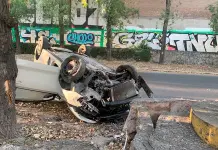 Volcadura en R&iacute;o Santiago deja una persona lesionada
