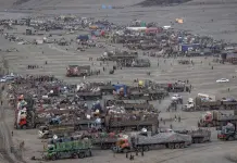 Pakistán planea expulsar a tres millones de afganos del país este año Pakistán planea expulsar a tres millones de afganos del país este año