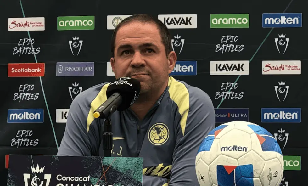 André Jardine lanza polémico mensaje a la afición