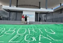 Marea Verde critica al Congreso de Yucatán por discusión sobre aborto Marea Verde critica al Congreso de Yucatán por discusión sobre aborto