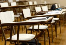 Encuentran arma en mochila de alumno en secundaria