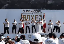 &Oacute;scar de la Hoya propone boxeo como alternativa a las adicciones