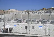 Desnutrición Infantil en Campamento de Migrantes en Samos