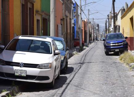 Más de 2 mil pesos, la multa por invadir banquetas