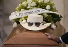 Sube a 221 el número de muertos por derrumbe del techo de un club nocturno Sube a 221 el número de muertos por derrumbe del techo de un club nocturno