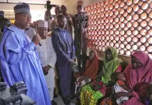 Atentado en carretera de Nigeria deja 8 muertos