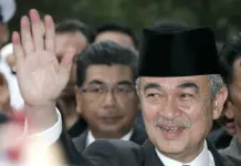 Muere Abdullah Ahmad Badawi, exl&iacute;der de Malasia que ampli&oacute; libertades pol&iacute;ticas