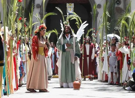 Inicia el recorrido de la pasión de Cristo en Iztapalapa