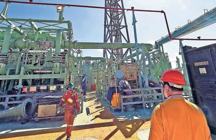 Petroleros privados solicitan más certeza al gobierno para invertir en México