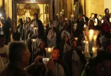 Fieles católicos celebran la Semana Santa en todo el mundo