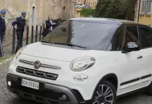 Visita del papa Francisco a prisión en Roma durante Semana Santa