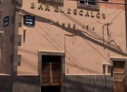 Sufren robo a mano armada en bar El Escalón