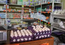 Alcald&iacute;as bloquean a comercios
