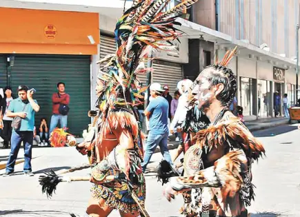 En Museo de la Máscara, XXV Encuentro de Danzas Aztecas En Museo de la Máscara, XXV Encuentro de Danzas Aztecas