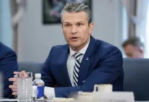 Tres asesores de Defensa de EEUU despedidos por filtraciones