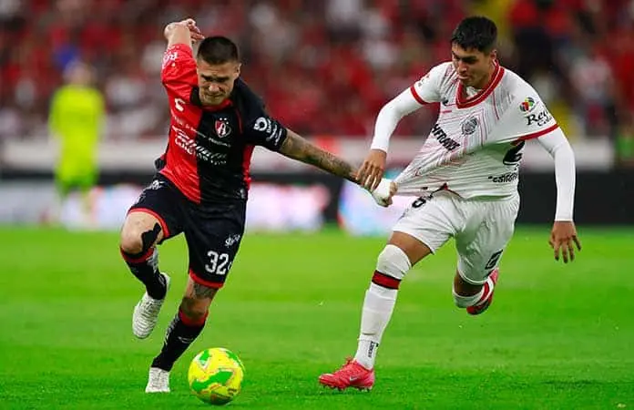 Empate ante Atlas elimina a Chivas