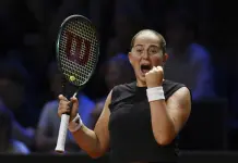 Ostapenko se consagra en Abierto de Stuttgart al vencer a Sabalenka