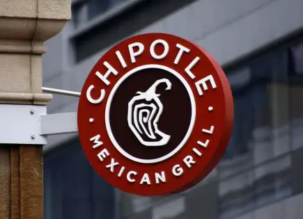 Chipotle Mexican Grill abre su primer local en México