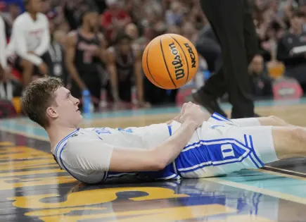 Cooper Flagg deja Duke y se perfila para ser la primera selección del draft de la NBA