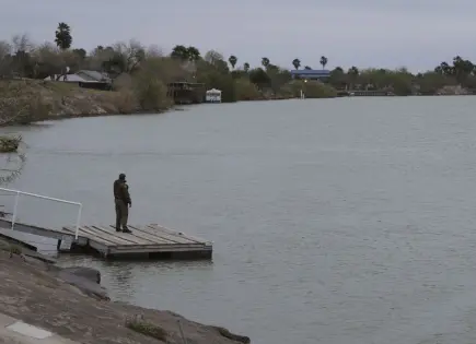 Texas sopesa gastar otros $6.500 millones en seguridad de la frontera, pese a que está en calma Texas sopesa gastar otros $6.500 millones en seguridad de la frontera, pese a que está en calma
