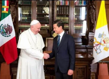 Reaparición de Peña Nieto tras muerte del Papa Francisco