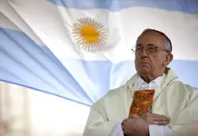 ¿Por qué Francisco no volvió a Argentina? Las divisiones en torno a su figura pueden ser una razón