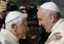 Historia del Papado: Benedicto XVI y Francisco Historia del Papado: Benedicto XVI y Francisco