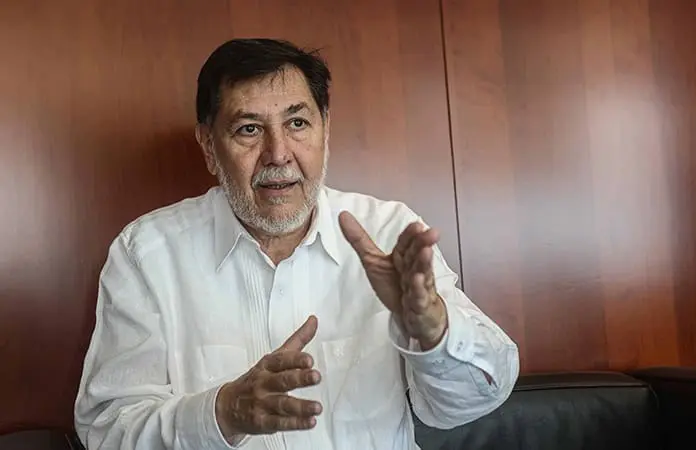 Estudiantes confrontan a Noroña en la Universidad de Guanajuato