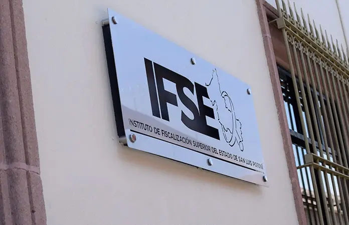 Reintegran exfuncionarios 2.5 mdp al IFSE