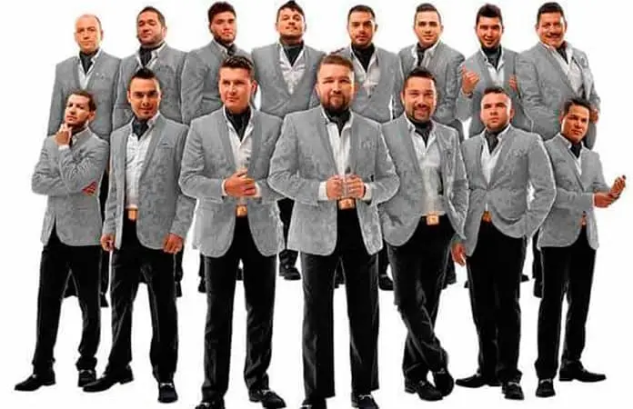 Concierto reúne a El Recodo y Banda Machos en la Arena Ciudad de México