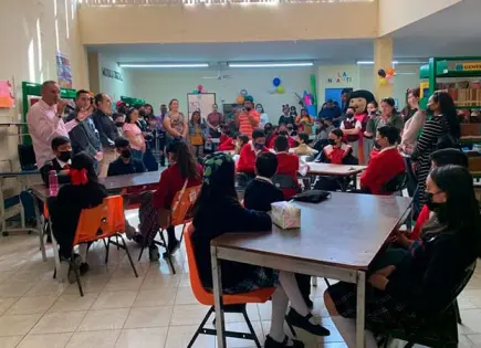 Convocan a niños para presidente por un día